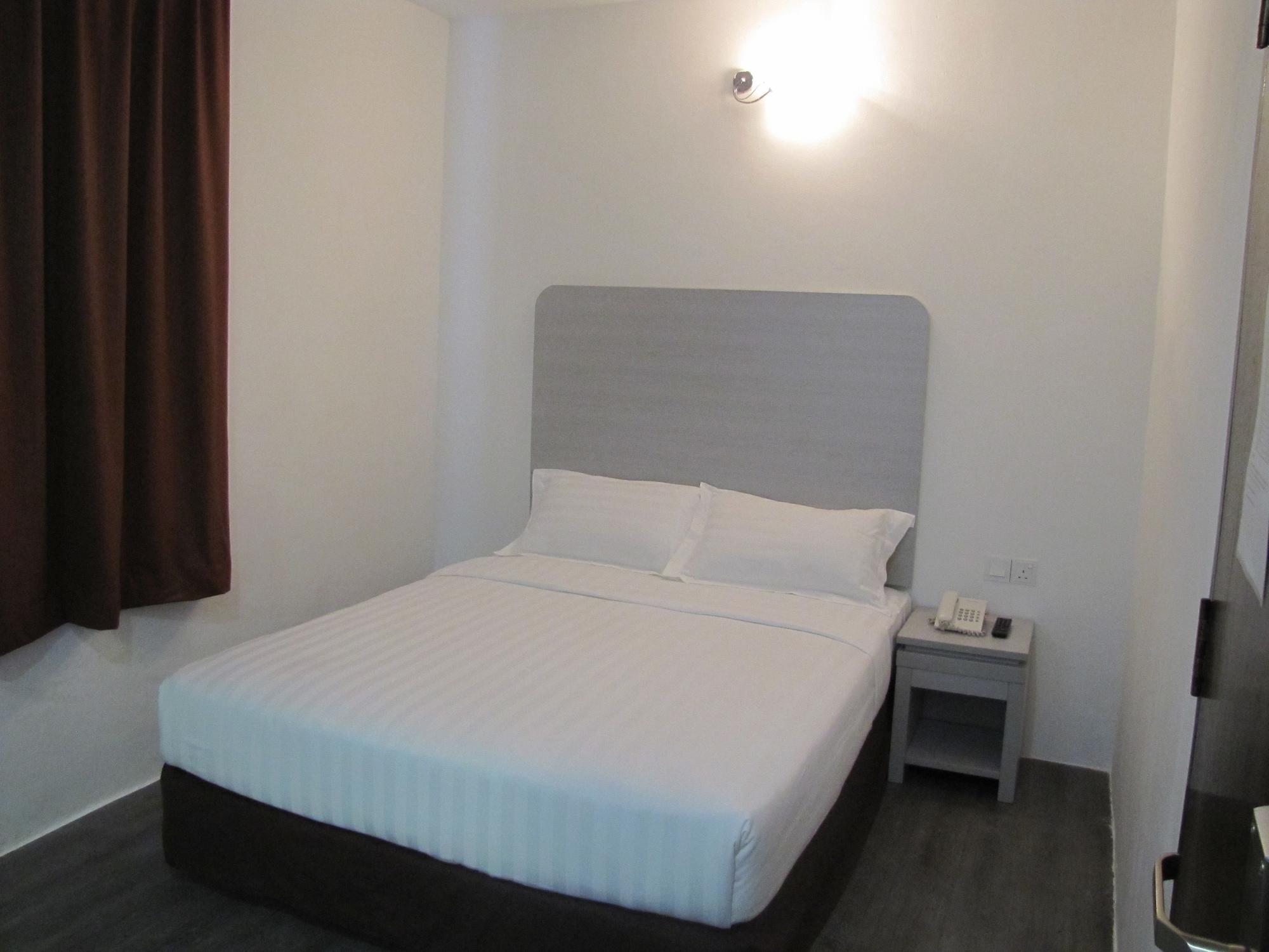 Park Hotel Kota Kinabalu Esterno foto