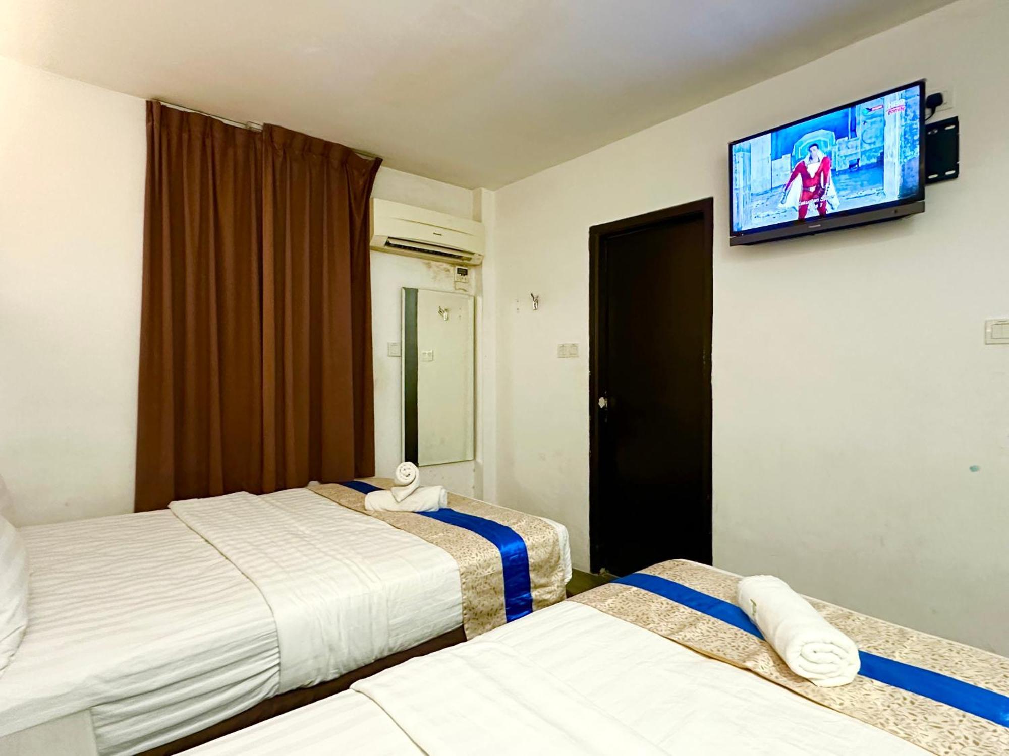 Park Hotel Kota Kinabalu Esterno foto